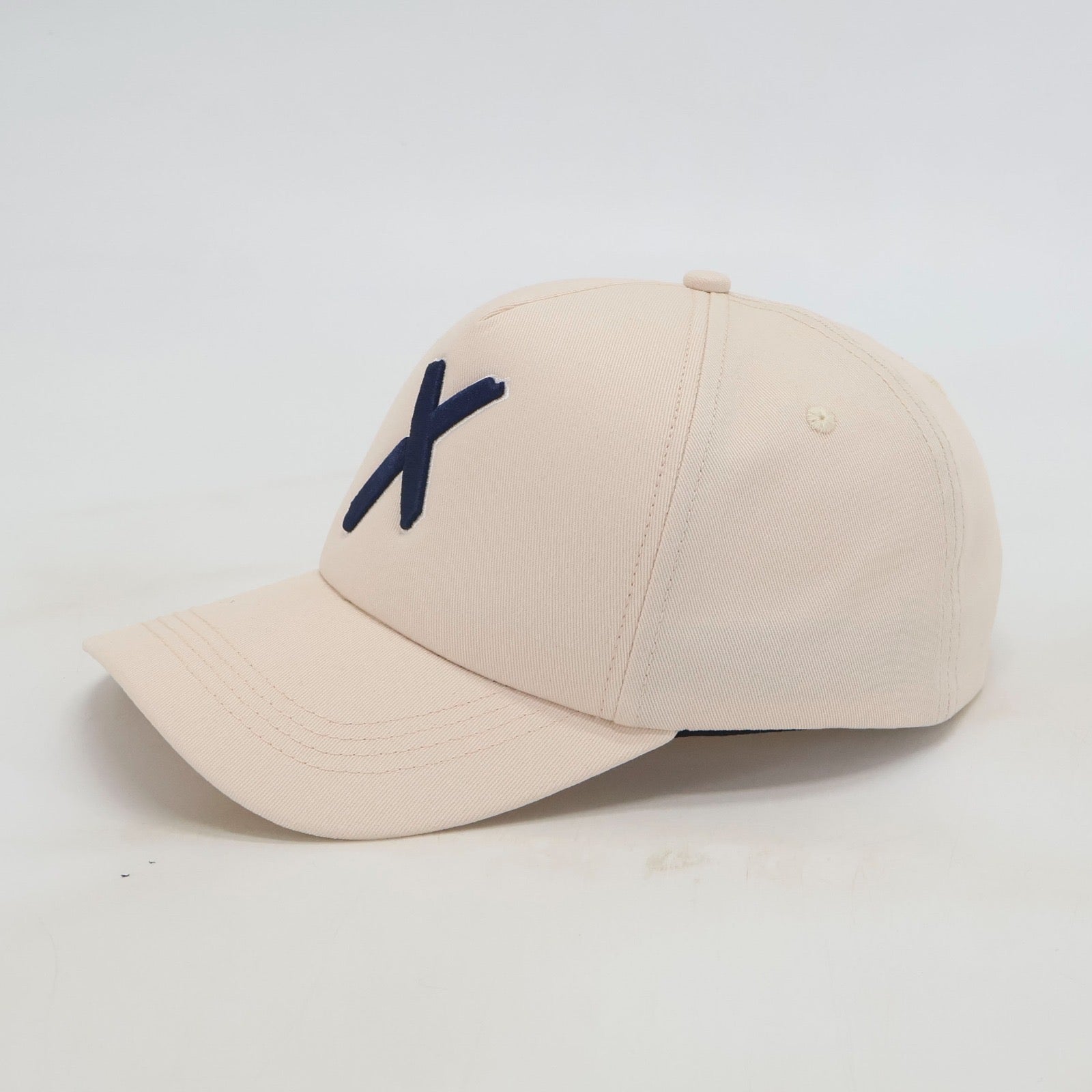 X 💫