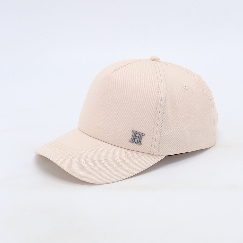 H beige 🧢